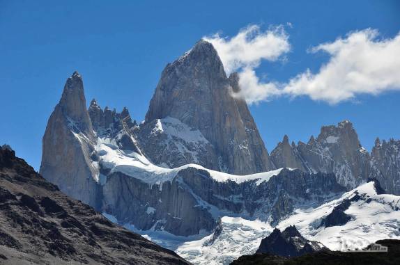 Fitz Roy visto da Laguna Capri, no parque Los Glaciares, região de El Chaltén, no sul da patagonia argentina